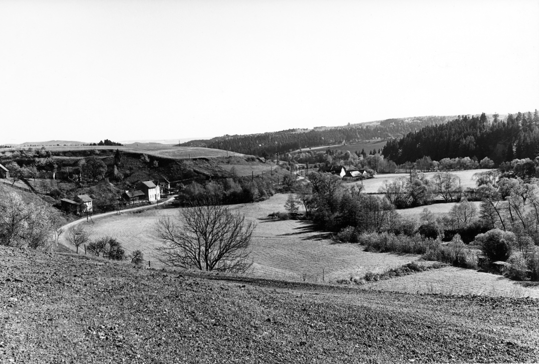 6. Silnice od Křetína do Lazinova – 1971 (foto: František Továrek)