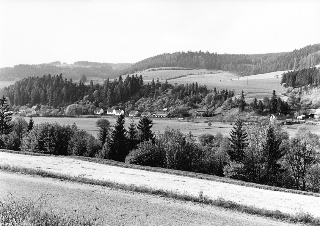 17. Stavení – v létě (foto: František Továrek)